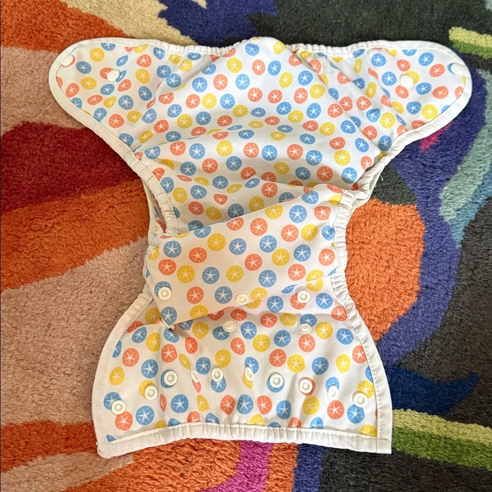 Thirsties diaper cover, GUC, size Two, Snap closure, adjustable snaps